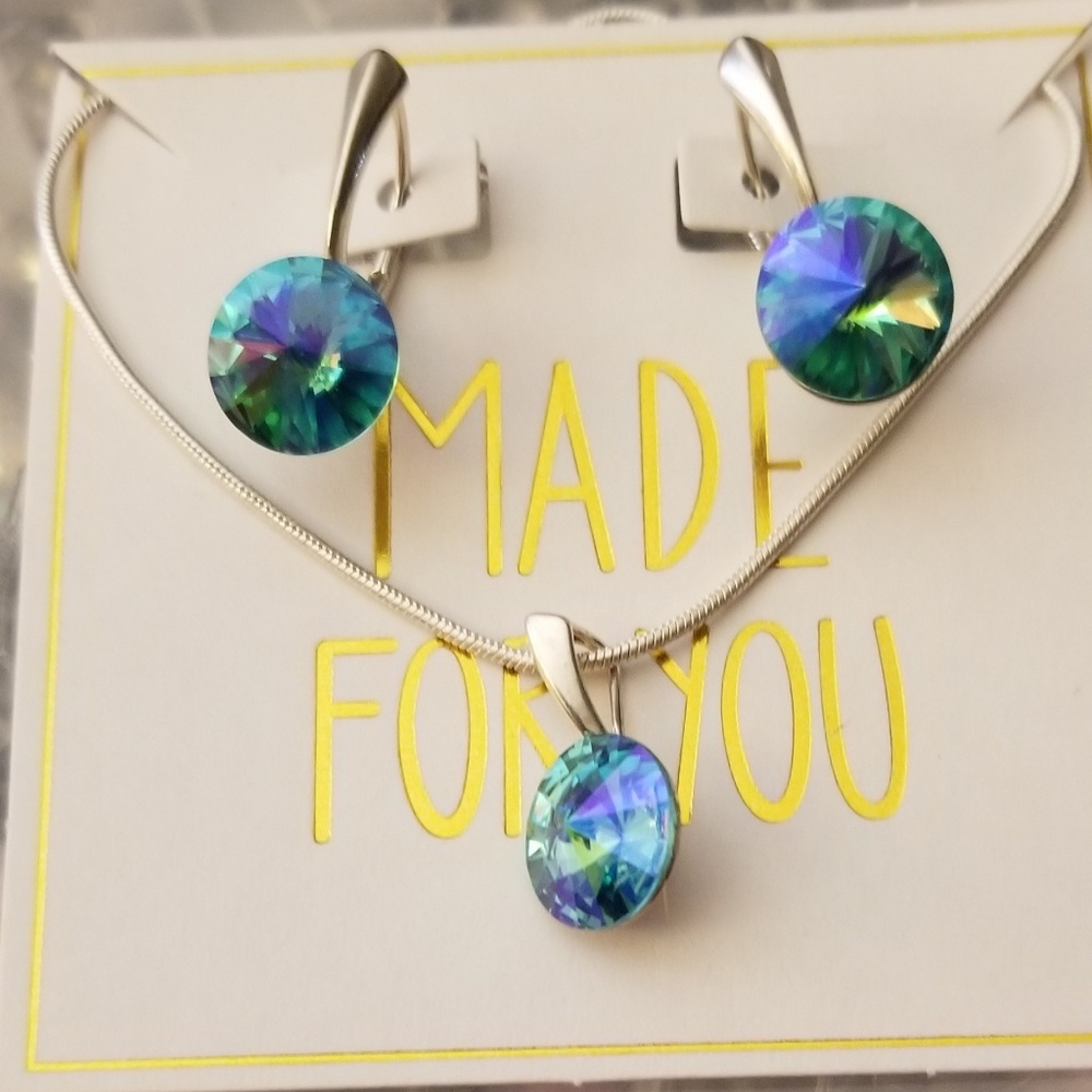 Swarovski Element Crystal Necklace and Earrings